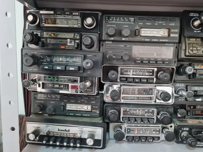 Radios e toca fitas