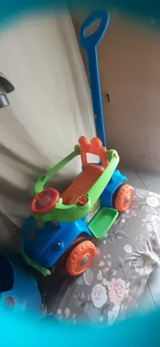 Carrinho de passeio  100 reais