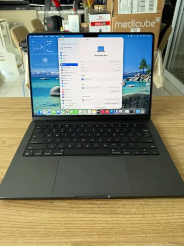MacBook Pro m4 Max 48gb 1tb - 83 ciclos apenas