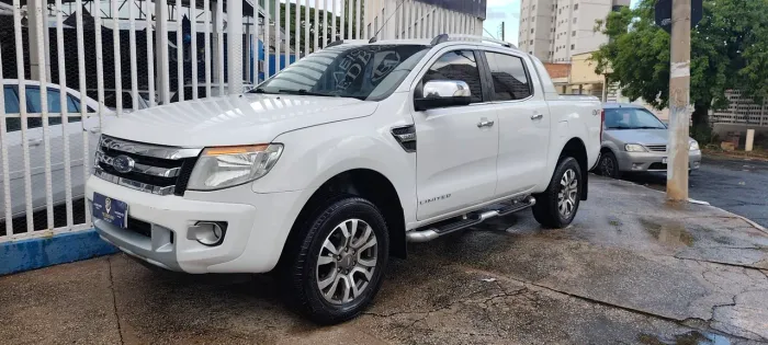 Ford Ranger Limited 3.2 20V 4X4 CD Aut. Dies. 2013