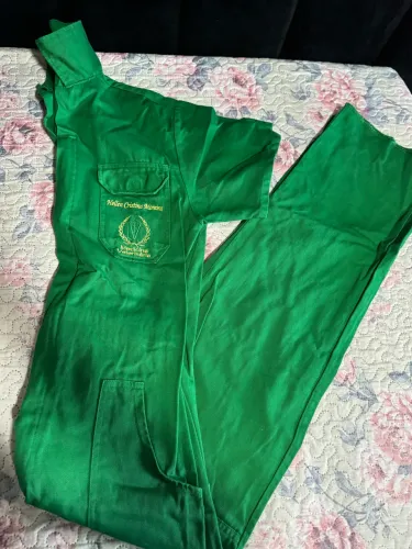 Macacão Gabardine Verde - Medicina Veterinária