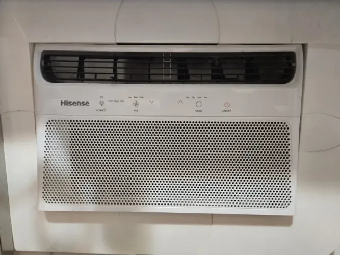 Ar Condicionado Janela Eletrônico Hisense 10.000BTUs 127V