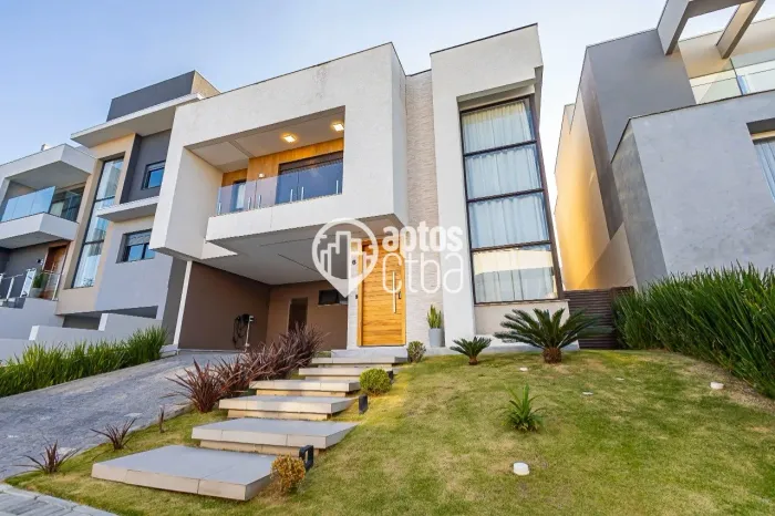 Casa em Condomínio com 5 sendo 3 suítes, de alto padrão, com 337 m² - Almirante Tamandaré/