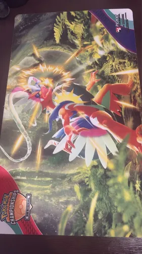 Playmat Koraidon Pokémon campeonato