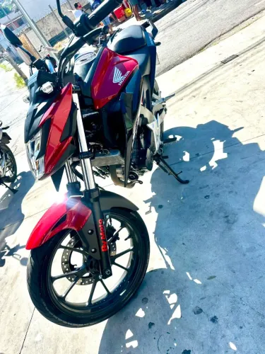 CB 300 F