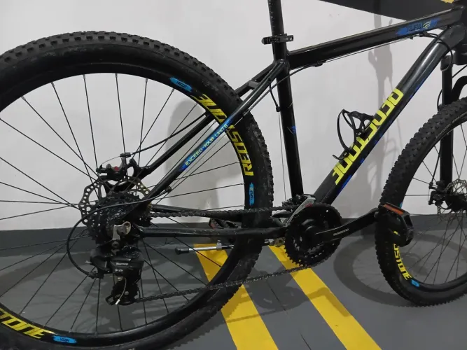 Bicicleta aro 29 Redstone Taipan Shimano 