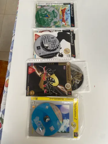 Jogos de ps2 originais japonês sem a case