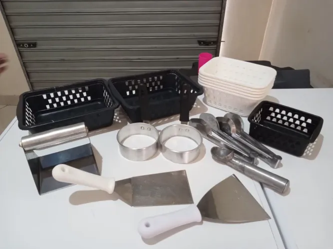 Fechando a lanchonete vendo tudo 