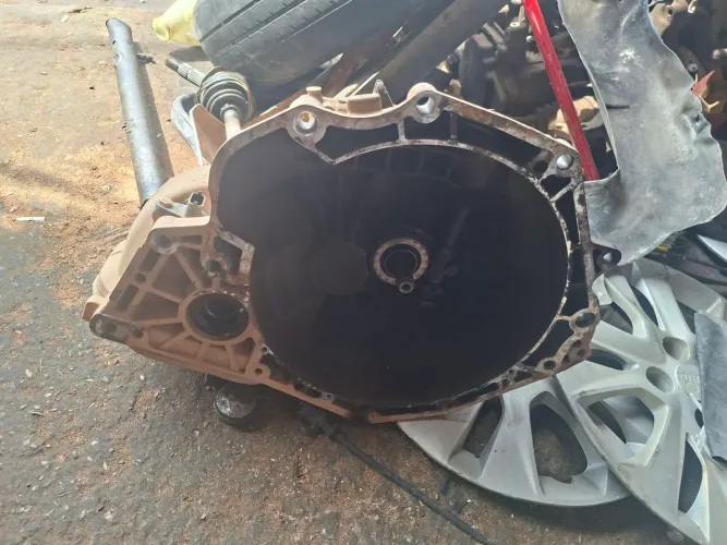 Vendo caixa de marcha celta 2008 frex
