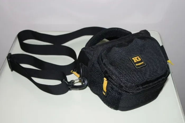 Bolsa para câmera Canon/Nikon Ruggard Hunter 25