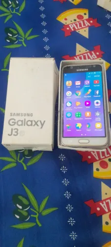 Vendo celular Samsung J3 no precinho pra vender logo