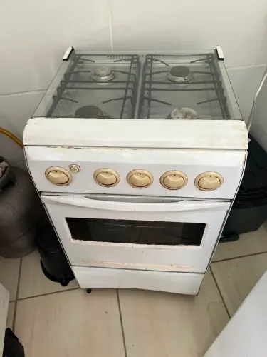 Fogão 4 bocas 