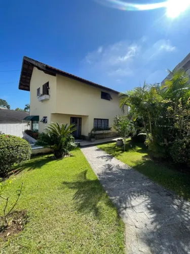 Casa para Venda na Vila Oliveira em Mogi das Cruzes / SP.