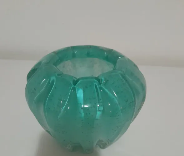 Vaso de vidro estilo murano. Cor azul .