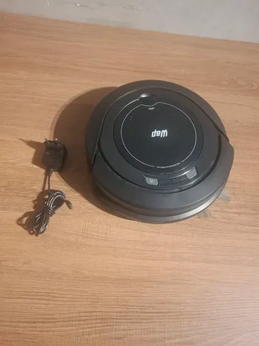 Robo aspirador w90 semi novo
