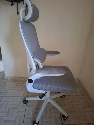 Cadeira Ergonômica de Escritório com Apoio de Cabeça