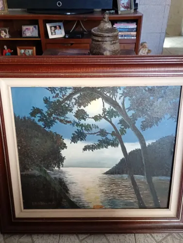 Quadro pintado a mão 79x69cm.moldura em madeira 