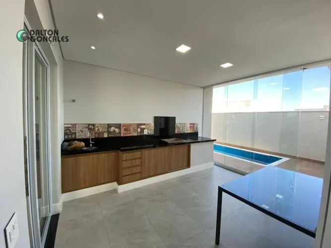 Casa com 2 dormitórios à venda, 166 m² por R$ 1.690.000,00 - Jardim Residencial Dona Lucil