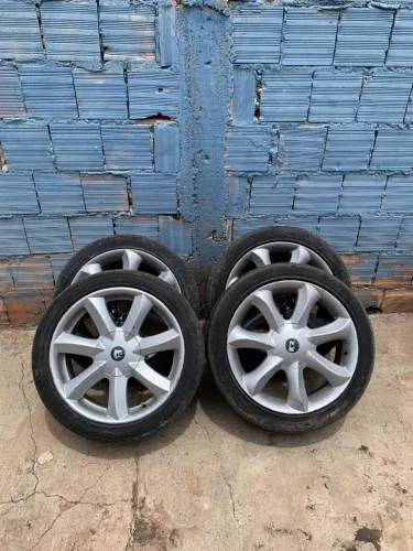 Rodas Santorini Aro 17 Multifuros 