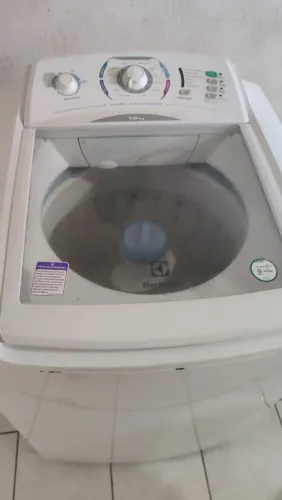 Vendo máquina de lavar roupa Eletrolux 12kg