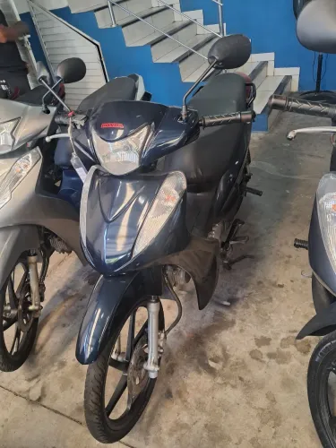 BIZ 125 2011