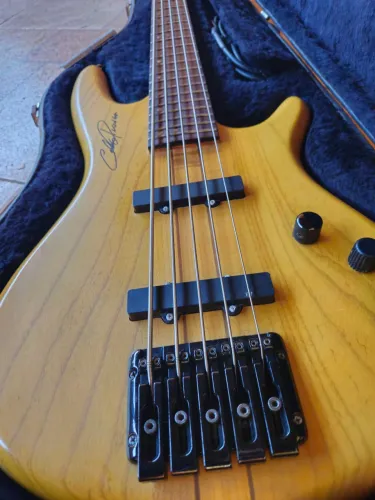 Baixo Condor CP 5000 Celso Pixinga 5 cordas EMG Original + Case Rígido
