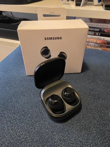Galaxy buds core