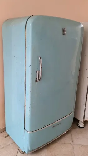 Geladeira antiga