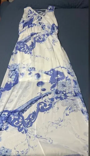vestido longo floral branco azul