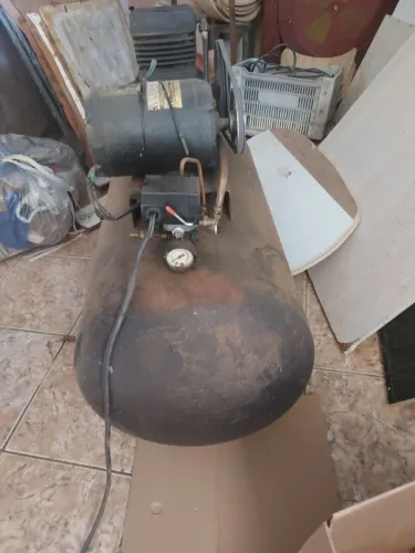 Compressor usando