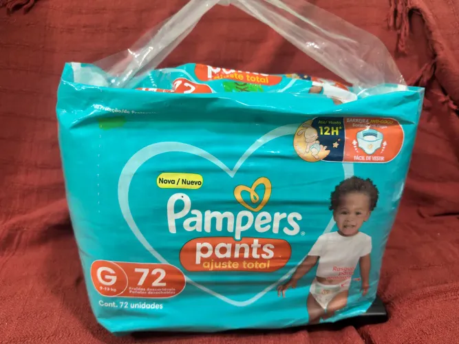 Fralda Pampers Pants ajuste total