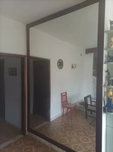Espelho de parede 2,90 x 2,00 com moldura