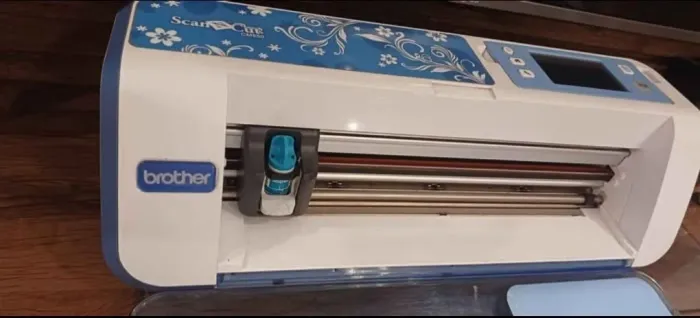 Máquina de Corte Brother ScanNCut CM550 - Semi Nova