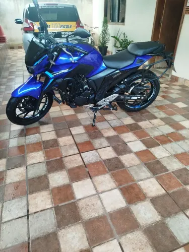 Excelente moto 