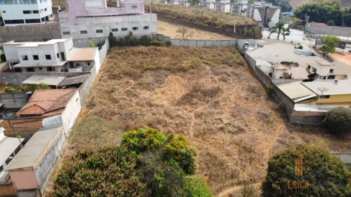 Área disponível para venda no bairro Gigante em Conselheiro Lafaiete-MG