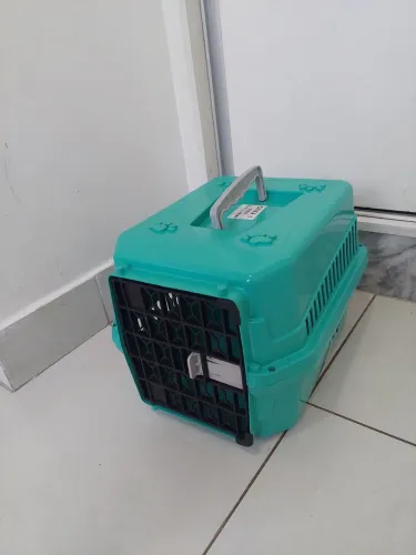 Caixa para transporte animais