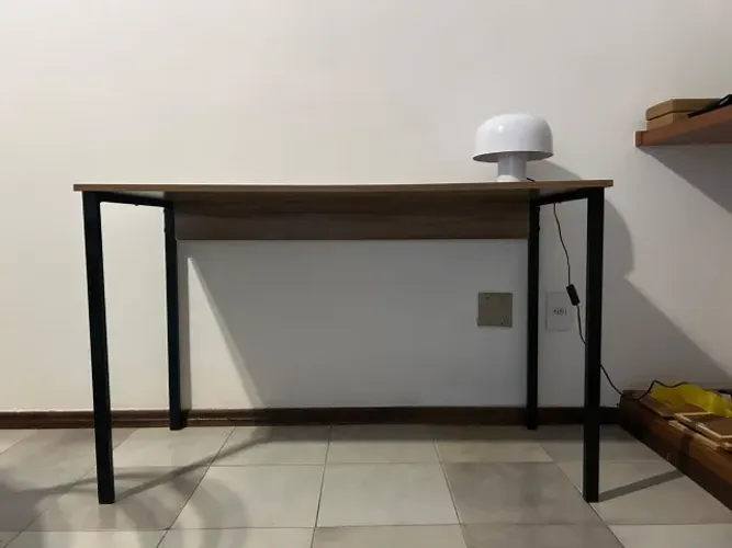 MESA DE ESCRITORIO