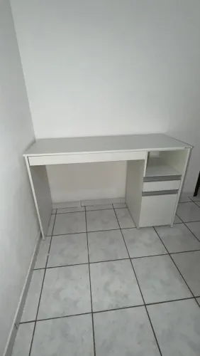 Vendo Escrivaninha