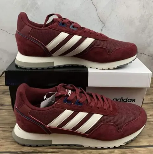 Tênis da Adidas