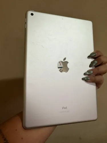 iPad 9ª Geração 64GB Wi-Fi - Excelente estado