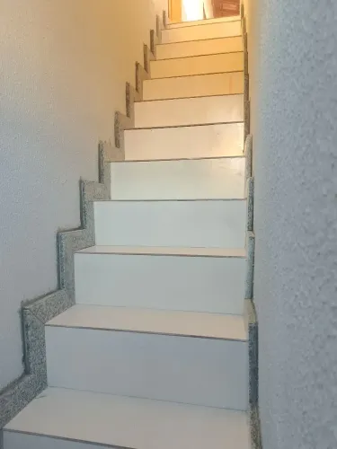 Pedreiro disponível 