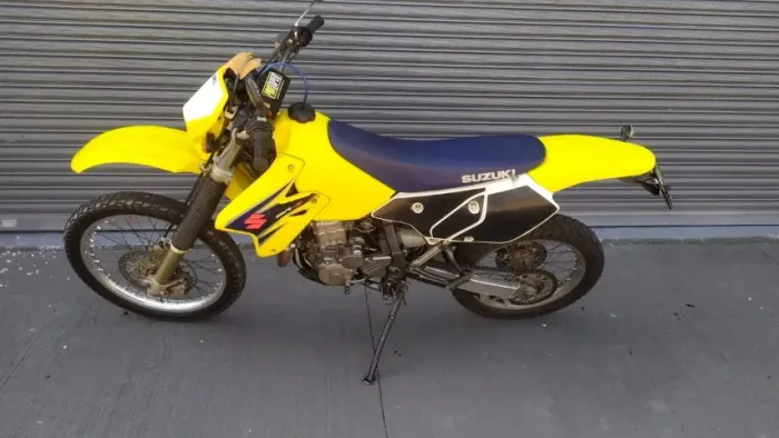 Suzuki DR400 2008 EMPLACADA