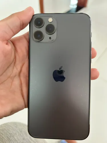 IPHONE 11 PRO