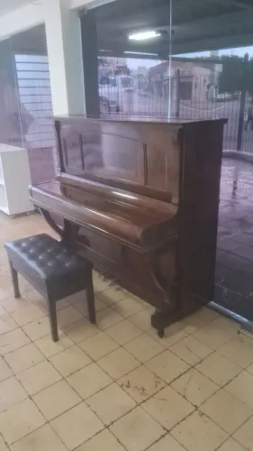 Piano raridade