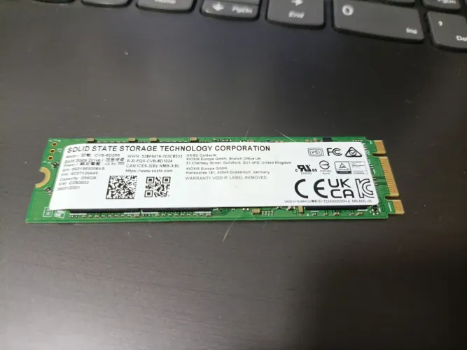 M2 2 cortes 256 gb funcionando perfeitamente 
