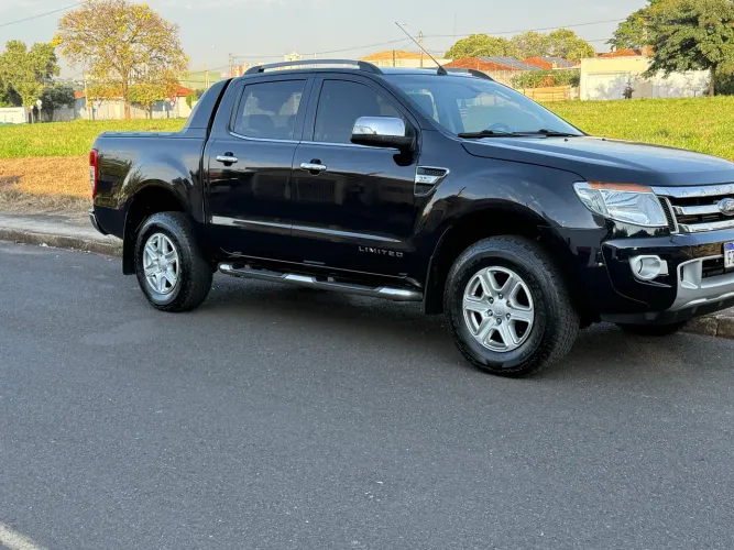 Ford Ranger Limited 3.2 20V 4X4 CD Aut. Dies. 2015