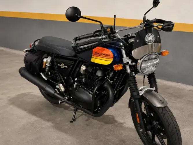 Royal Enfield 650 - Impecável aceito troca carro antigo!