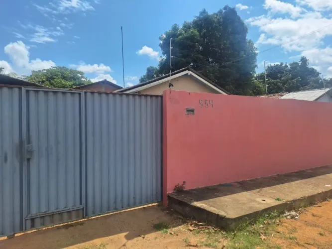 Vendo 2 casas no mesmo lote
