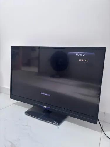TV AOC 32? + Google Chromecast (Transforma em Smart) - Impecável!