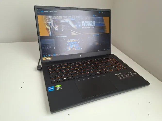Notebook gamer Acer nitro v15 i7 13°ger. RTX 4050 16GB RAM 512GB SSD